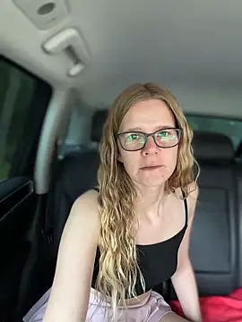 Bikergirl 97 online show from May 2026 12:43:01 PM