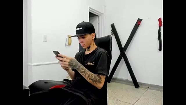 Snapshot of StraightBoy_Nick chatting on May 2026 07:55:02 PM StraightBoy Nick online show from May 2026 07:55:02 PM