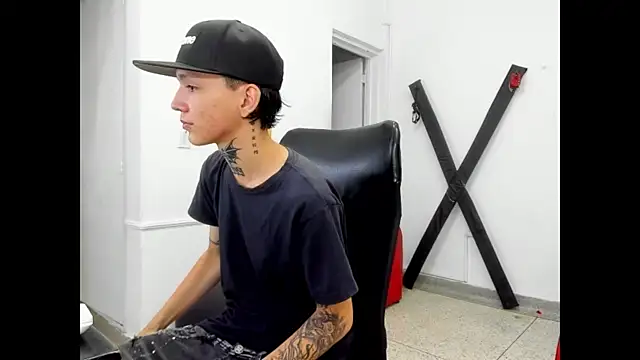Snapshot of StraightBoy_Nick chatting on May 2026 08:03:02 PM StraightBoy Nick online show from May 2026 08:03:02 PM