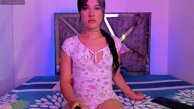 Snapshot of MarilynDupont chatting on January 2026 06:05:02 AM MarilynDupont online show from January 2026 06:05:02 AM