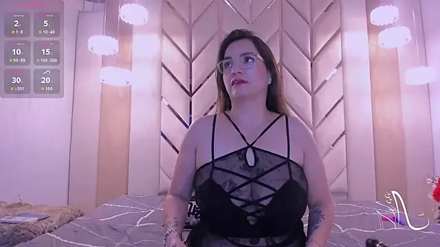 Snapshot of Liss_Bela chatting on November 2025 12:02:01 AM Liss Bela online show from November 2025 12:02:01 AM