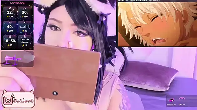 AriaBursett online show from October 2025 04:41:01 PM