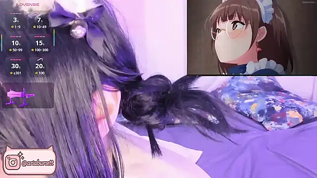 AriaBursett online show from November 2025 03:34:01 PM