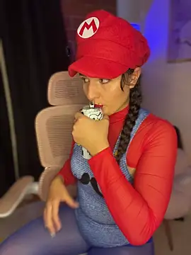 Snapshot of Dannaa_Lovs chatting on October 2025 07:26:02 PM Dannaa Lovs online show from October 2025 07:26:02 PM