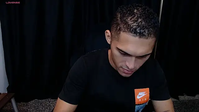 Snapshot of Derek_Storm_ chatting on November 2025 10:56:02 AM Derek Storm online show from November 2025 10:56:02 AM