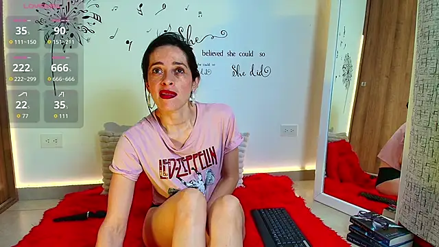 Snapshot of Sophia_k_Rk chatting on October 2025 01:52:02 AM Sophia k Rk online show from October 2025 01:52:02 AM