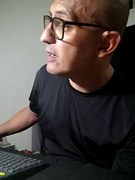 Snapshot of jorge406 chatting on October 2025 01:17:01 AM jorge406 online show from October 2025 01:17:01 AM