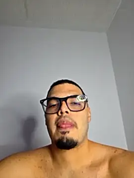 Snapshot of Tubadboyst chatting on February 2026 05:55:01 PM Tubadboyst online show from February 2026 05:55:01 PM