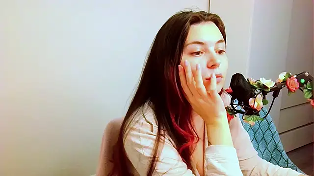 Snapshot of peachyness chatting on December 2025 02:22:01 PM peachyness online show from December 2025 02:22:01 PM