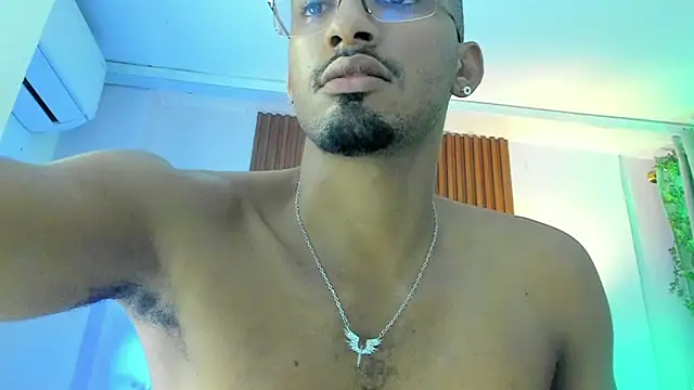 Snapshot of Darwin_mayo chatting on February 2026 05:30:01 PM Darwin mayo online show from February 2026 05:30:01 PM