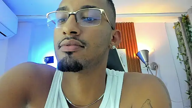 Snapshot of Darwin_mayo chatting on March 2026 05:30:01 PM Darwin mayo online show from March 2026 05:30:01 PM