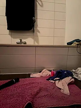 Snapshot of SweetTeenGirl chatting on October 2025 09:16:02 PM SweetTeenGirl online show from October 2025 09:16:02 PM