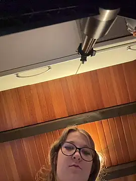 Snapshot of SweetTeenGirl chatting on November 2025 02:15:01 PM SweetTeenGirl online show from November 2025 02:15:01 PM