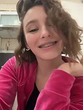 Snapshot of ZariaFlame chatting on January 2026 12:16:01 AM ZariaFlame online show from January 2026 12:16:01 AM