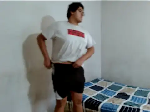 Snapshot of MeisanPaul chatting on October 2025 11:17:01 PM MeisanPaul online show from October 2025 11:17:01 PM