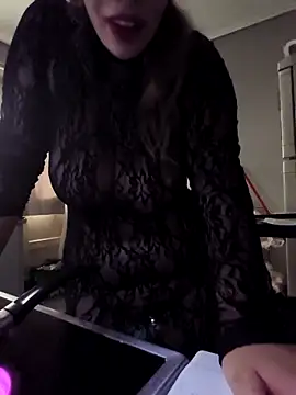 Snapshot of Your_Greek_Baby chatting on October 2025 11:27:01 AM Your Greek Baby online show from October 2025 11:27:01 AM