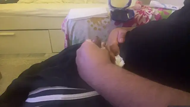 Snapshot of qnawafp chatting on December 2025 08:04:02 PM qnawafp online show from December 2025 08:04:02 PM