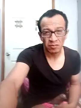 GIOLOKOARRE online show from September 2025 05:46:02 PM