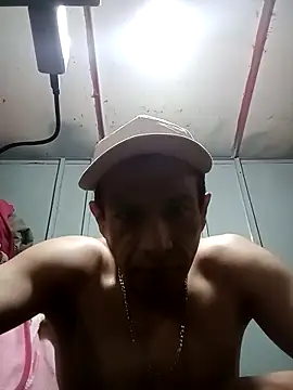 GIOLOKOARRE online show from February 2026 09:30:02 PM