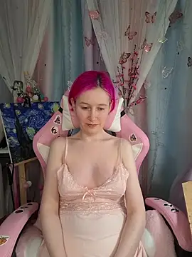 Fuzzy Unicorn online show from April 2026 08:57:02 PM