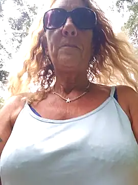 HotWifeLyn68 online show from June 2026 10:06:02 AM