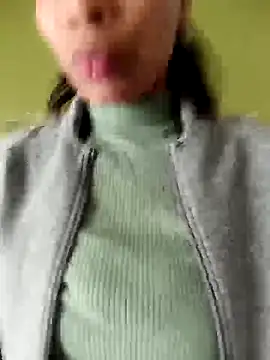 Snapshot of Flacidas chatting on October 2025 10:36:01 AM Flacidas online show from October 2025 10:36:01 AM