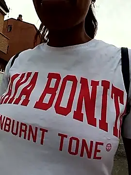 Snapshot of Flacidas chatting on October 2025 07:20:02 AM Flacidas online show from October 2025 07:20:02 AM