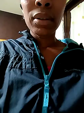 Snapshot of Flacidas chatting on October 2025 08:50:02 AM Flacidas online show from October 2025 08:50:02 AM