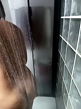 Snapshot of Flacidas chatting on October 2025 04:41:02 PM Flacidas online show from October 2025 04:41:02 PM