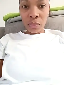 Snapshot of Flacidas chatting on November 2025 04:38:02 PM Flacidas online show from November 2025 04:38:02 PM