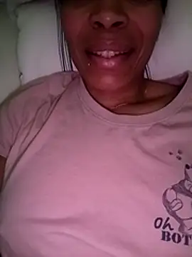 Snapshot of Flacidas chatting on February 2026 09:33:02 PM Flacidas online show from February 2026 09:33:02 PM