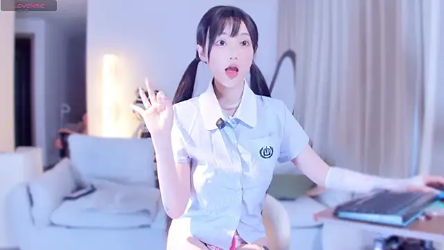 Snapshot of Miya-222 chatting on May 2026 03:45:02 AM Miya-222 online show from May 2026 03:45:02 AM