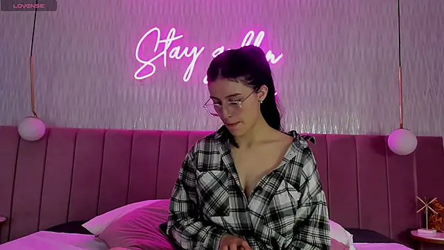 Snapshot of maddy_jaclsonw chatting on September 2025 11:55:02 AM maddy jaclsonw online show from September 2025 11:55:02 AM