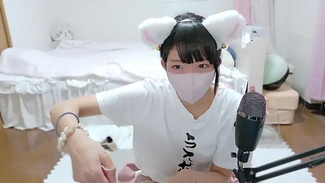 clara 6x9 online show from October 2025 02:49:01 PM