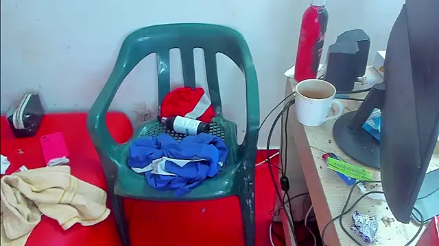 extreme hot crazy online show from December 2025 05:19:02 PM