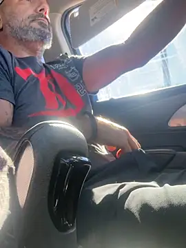 Snapshot of tattedNitalian chatting on November 2025 03:46:02 PM tattedNitalian online show from November 2025 03:46:02 PM