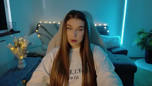 Emma candyyy online show from February 2026 10:10:01 AM