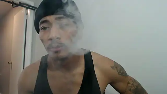 tanjir020 online show from December 2025 07:54:02 PM