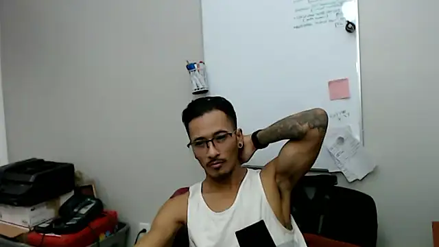 tanjir020 online show from February 2026 02:26:01 PM