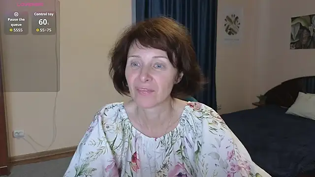 Lia Tito online show from October 2025 06:30:01 AM