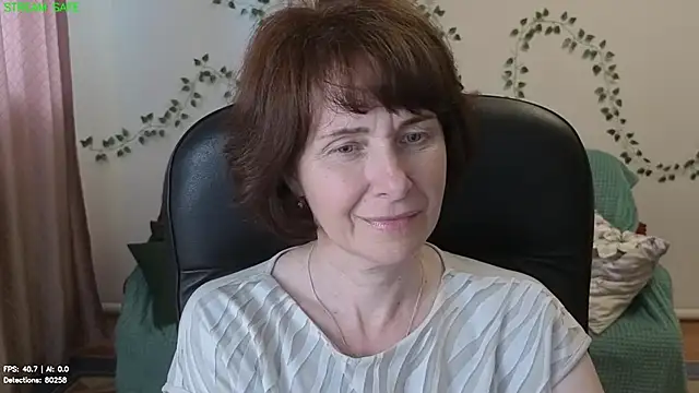 Lia Tito online show from June 2026 01:13:01 PM