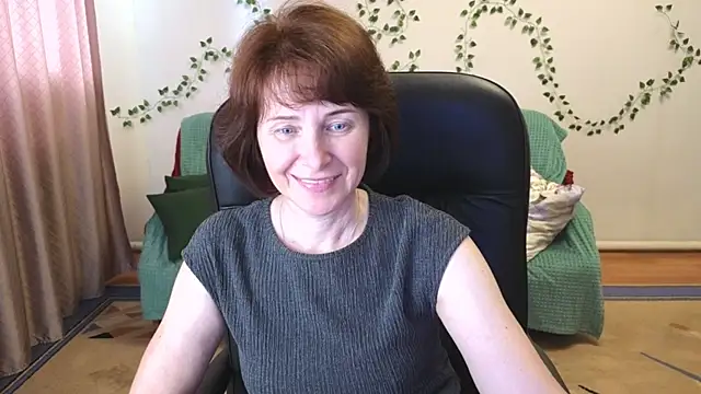 Lia Tito online show from June 2026 12:41:02 PM