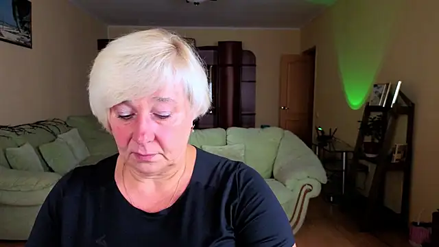 Snapshot of Milana_Milky chatting on September 2025 05:43:02 AM Milana Milky online show from September 2025 05:43:02 AM