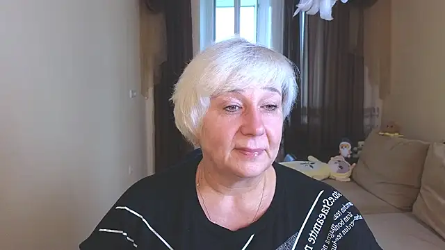 Snapshot of Milana_Milky chatting on October 2025 05:19:02 AM Milana Milky online show from October 2025 05:19:02 AM