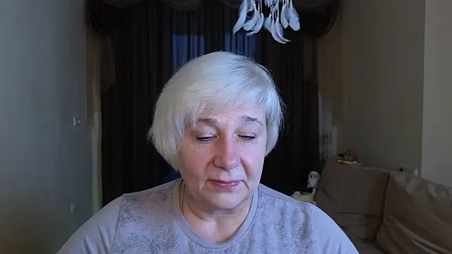 Snapshot of Milana_Milky chatting on November 2025 05:08:02 AM Milana Milky online show from November 2025 05:08:02 AM