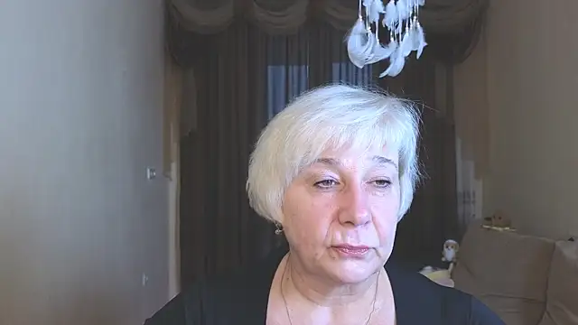 Snapshot of Milana_Milky chatting on November 2025 05:06:01 AM Milana Milky online show from November 2025 05:06:01 AM