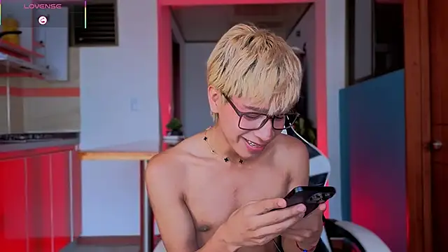 taichi bluy online show from January 2026 04:00:01 PM