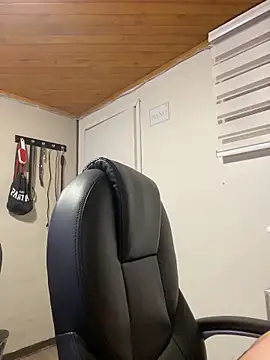 Snapshot of Karen18_boobs chatting on February 2026 01:24:01 AM Karen18 boobs online show from February 2026 01:24:01 AM