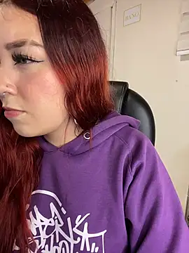 Snapshot of Karen18_boobs chatting on March 2026 04:51:02 AM Karen18 boobs online show from March 2026 04:51:02 AM