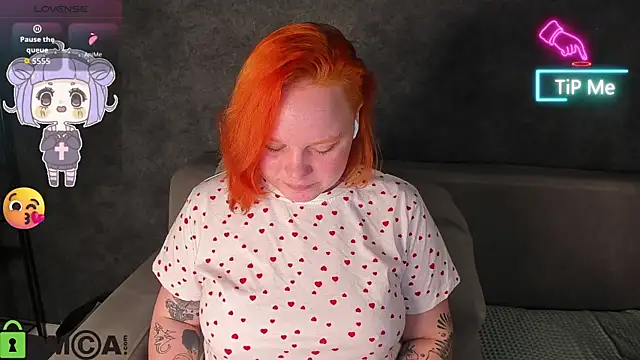 Snapshot of Looly_Rise chatting on September 2025 12:21:01 AM Looly Rise online show from September 2025 12:21:01 AM